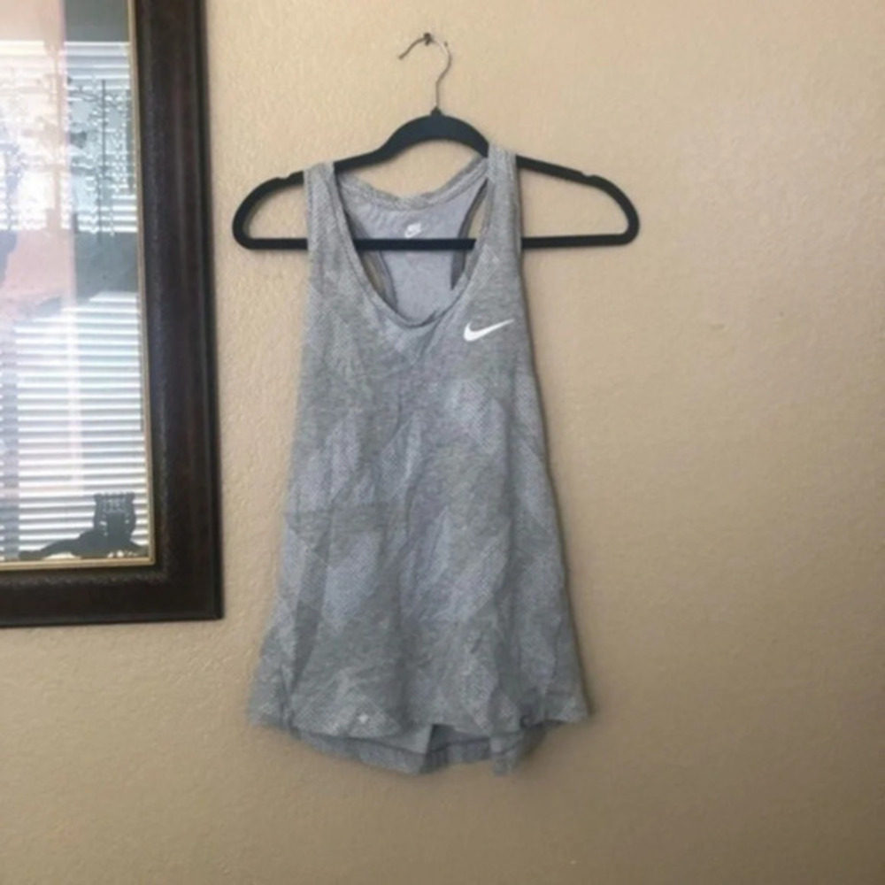 Nike muscle Tee Size Medium